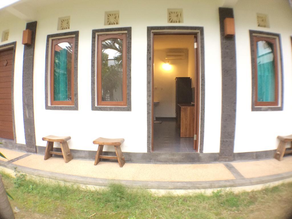 Ayu Guest House ซานูร์ ภายนอก รูปภาพ